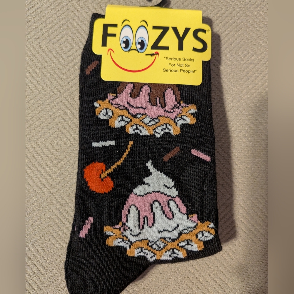 Foozys Women's Black Novelty Sundae Socks